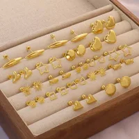 1 Paire Pentacle Rond Forme De Cœur Style Simple Acier Inoxydable 304 Plaqué Or 18K Boucles D'Oreilles main image 1