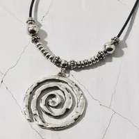 Round Dots Tornado Vintage Style Lady Streetwear Alloy Pendant Necklace Wholesale main image 4