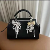 Mignon Plastique Noeud D'Arc Femmes Pendentif De Sac Porte-Clés main image 1