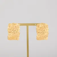 1 Paire Couleur Unie Modèle De Forgeage Rectangle Élégant Femme Vacances Acier Inoxydable 304 Plaqué Or 18K Placage Boucles D'Oreilles main image 8