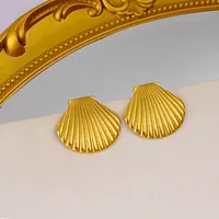 1 Pair Scallop Shell Forging Pattern Elegant Lady Vacation 304 Stainless Steel 18K Gold Plated Plating Ear Studs main image 4