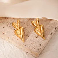 1 Pair Heart Shape Elegant Lady Vacation 304 Stainless Steel 18K Gold Plated Plating Ear Studs main image 3