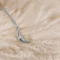 Soleil Lune Décontractée Élégant Femme Acier Inoxydable 304 Pendentif Fermeture À Boucle De Type Homard main image 8