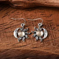 1 Pair Sun Moon Elegant Retro Lady Alloy Drop Earrings main image 4