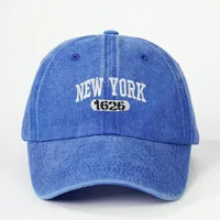 Unisex Solid Color Curved Eaves Retro Classic Style Baseball Cap main image 3