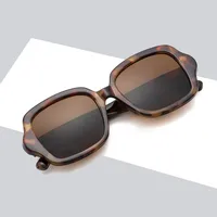 Carré Décontractée Vêtement De Rue Lunettes Pc Résine Verres Teintés Dégradés Plein Cadre Femmes De Lunettes De Soleil main image 3