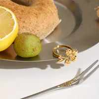 Trèfle À Quatre Feuilles Décontractée Style Moderne Commuer Acier Inoxydable 316 Anneau Ouvert Anneaux main image 4