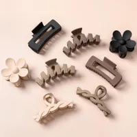 Croix-Frontière Chaude Barrettes Lait Thé Couleur Accessoires De Cheveux Simple Géométrique Requin Clip Tête Arrière Updo Pince À Cheveux Barrettes En Gros main image 4