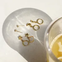 Géométrique Style INS Acier Inoxydable Pentacle Quadrilatère Placage Des Boucles D'Oreilles main image 4