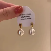 Pendientes Redondos Ligeros De Lujo Con Alto Sentido De Las Mujeres Con Textura Súper Versátil Pendientes Brillantes Y Simples Pendientes Con Diseño De Nicho main image 4