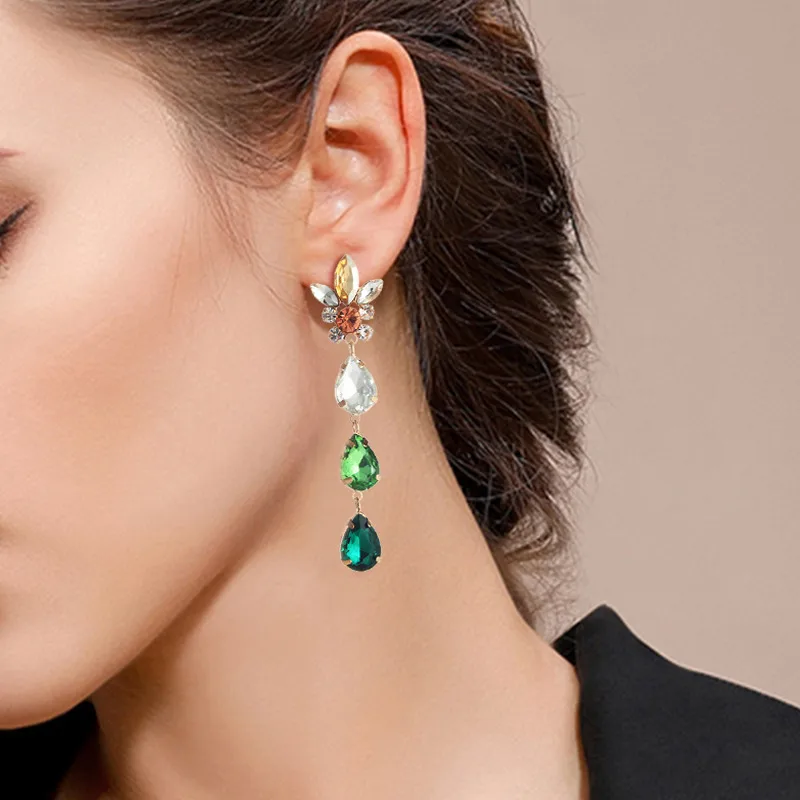 1 Pair Geometric Fashion Metal Rhinestones Drop Earrings