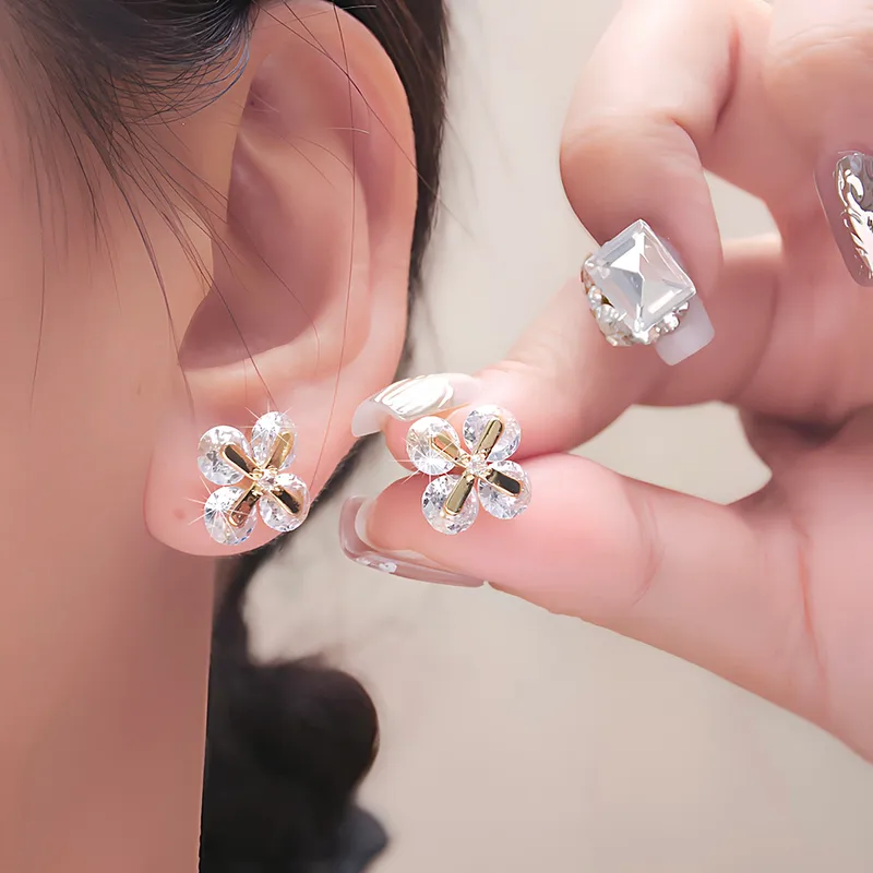 1 Paire Fleur Style Vintage Le Cuivre Zircon Placage Incruster Boucles D'Oreilles