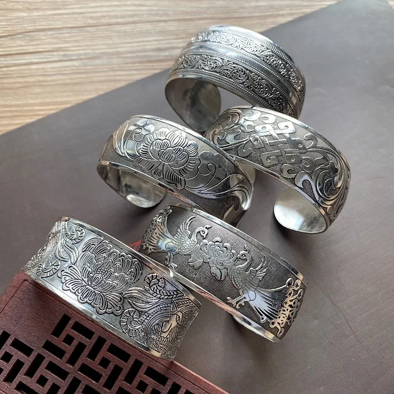 Géométrique Fleur Rétro Alliage Bracelet De Gros
