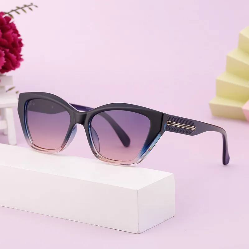 Ojo De Gato Vacaciones Estilo Clásico Color Sólido Ordenador Personal Fotograma Completo Gafas De Sol Mujer