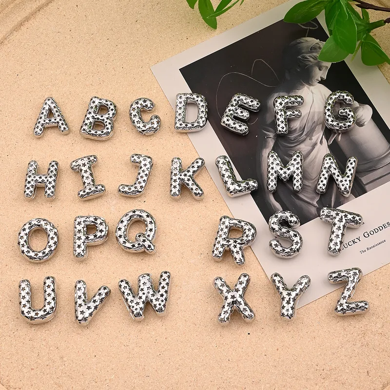 1 Pc/paquet Le Cuivre Or Blanc Plaqué Brillant Lettre Pendentif