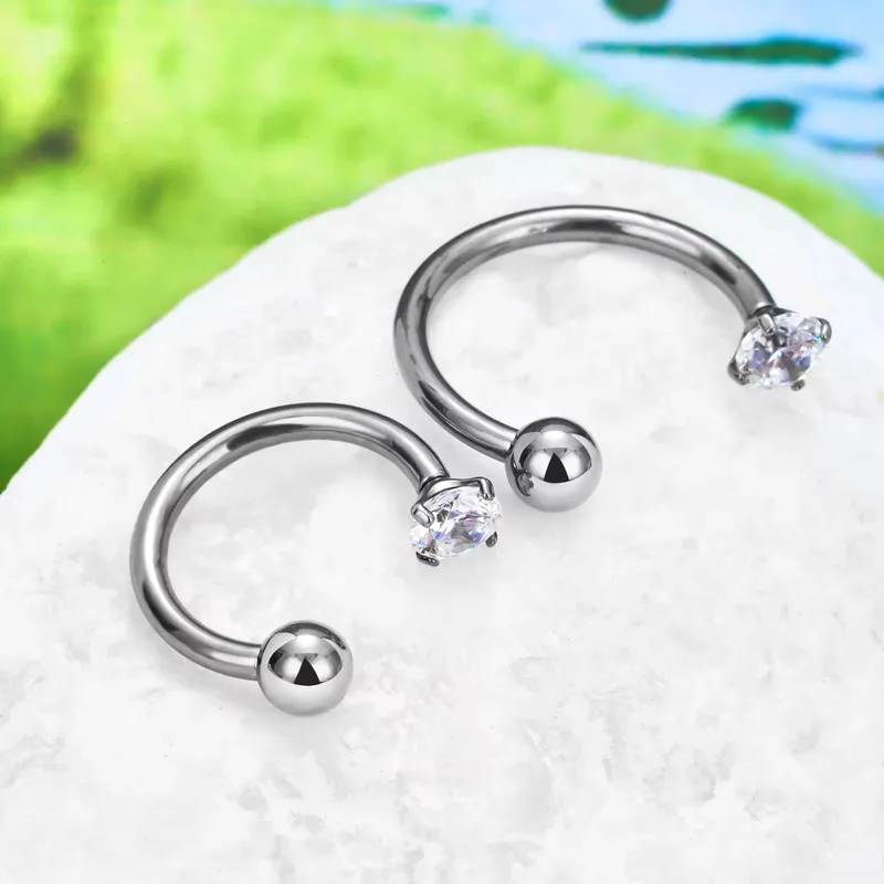 1 Pièce Alliage De Titane Punk Style Moderne Style Classique C Tige Tige Incurvée Zircon Incruster Boucles D'Oreilles Sourcils Boucles D'Oreilles Cartilage Piercing Au Nez