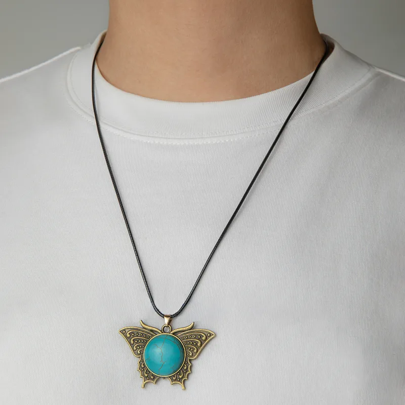 Geometric Moon Retro Classic Style Alloy Pendant Necklace Wholesale