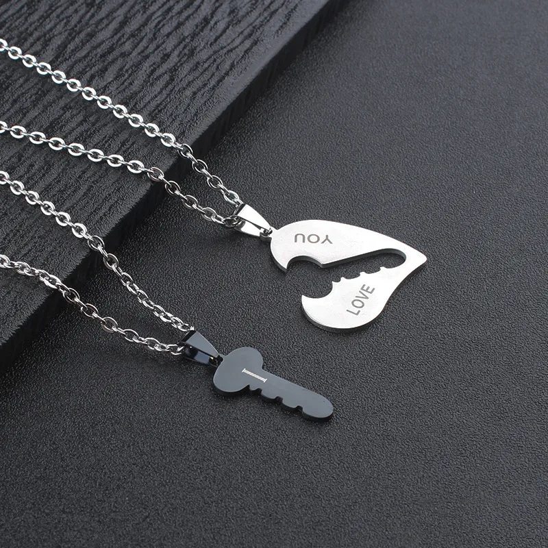 Heart Shape Vintage Style 304 Stainless Steel Pendant Necklace Wholesale