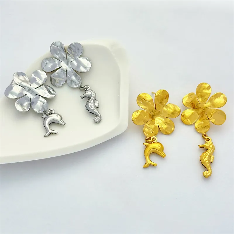 1 Pair Hippocampus Flower Classic Style 304 Stainless Steel Drop Earrings