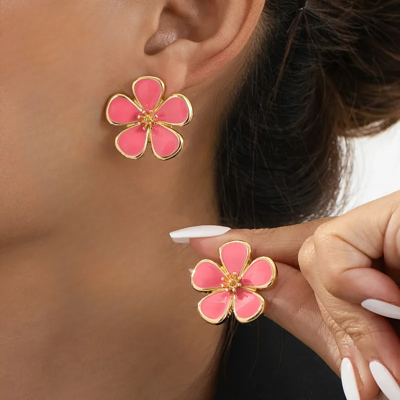 Coréen Super Hot Ins Doux Élégance En Métal Huile-Spot Glaze Fleurs Boucles D'oreilles Cinq Pétale Fleur Frais Vacances Style Boucles D'oreilles Pour Femmes