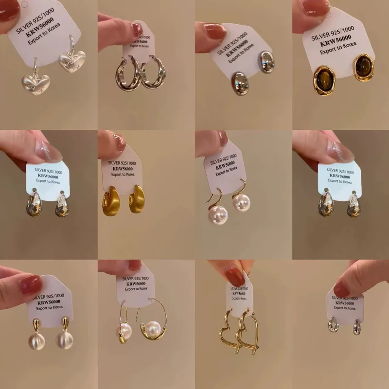 Pendientes Redondos Ligeros De Lujo Con Alto Sentido De Las Mujeres Con Textura Súper Versátil Pendientes Brillantes Y Simples Pendientes Con Diseño De Nicho